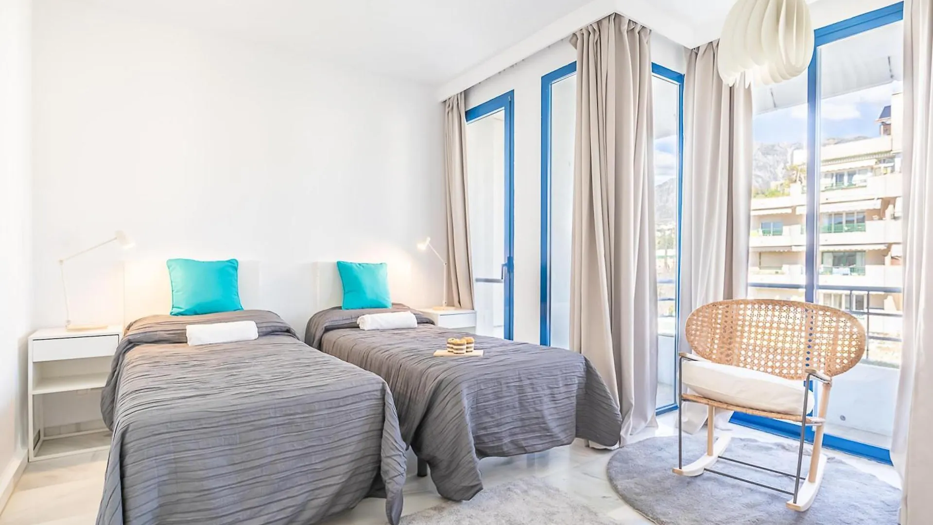 Marbella House Apartment 0*,